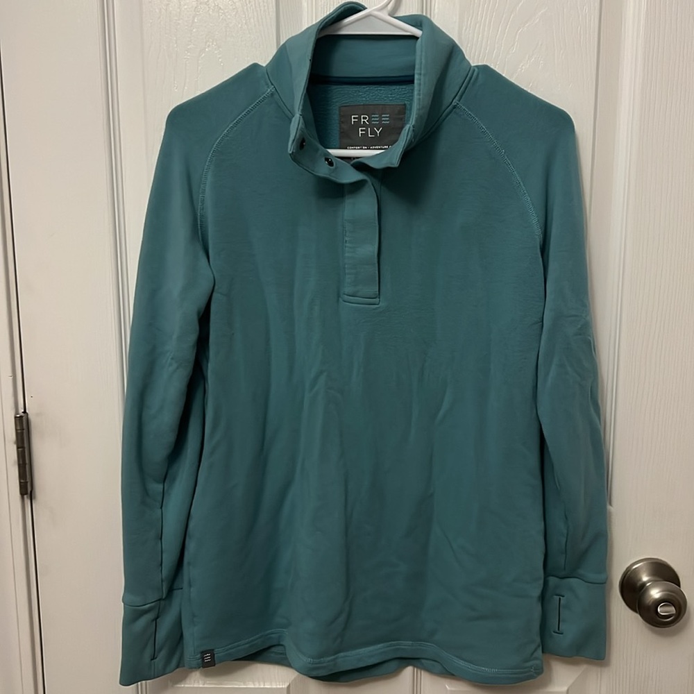 Free Fly Pullover - Picture 2 of 8
